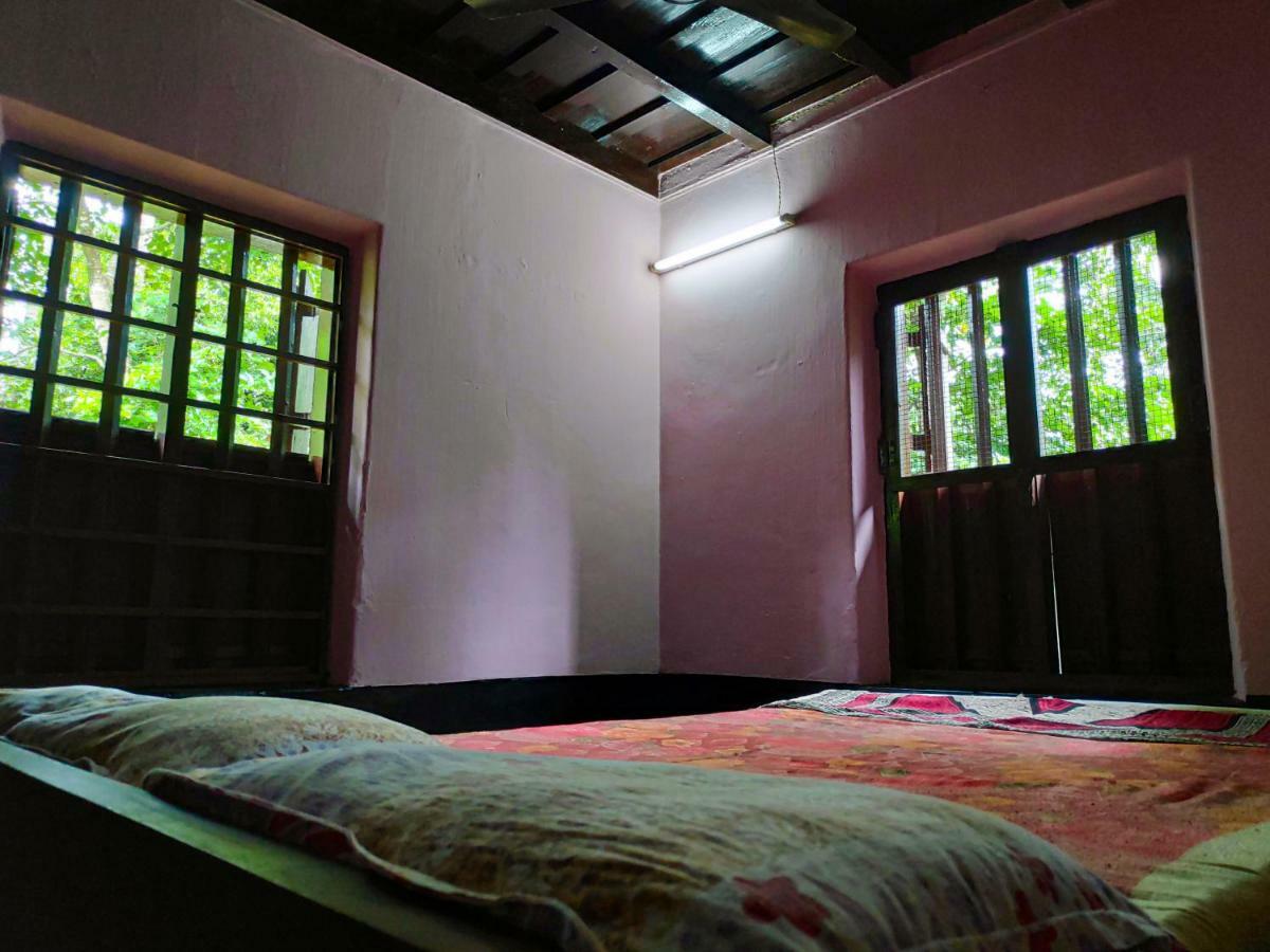 Вилла Meadows Thrissur Экстерьер фото